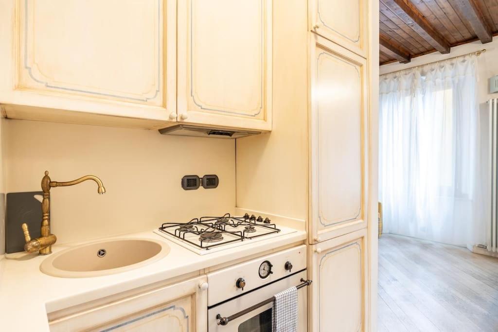 Colonne'S Nest - Cozy And Silent With Ac Apartment Milano Exterior foto
